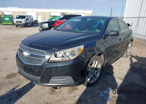 2013 Chevrolet Malibu Eco z USA, uszkodzony, nr VIN 1G11D5SR1DF159591